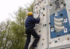 mobile-ice-climbing-wall-1010-full